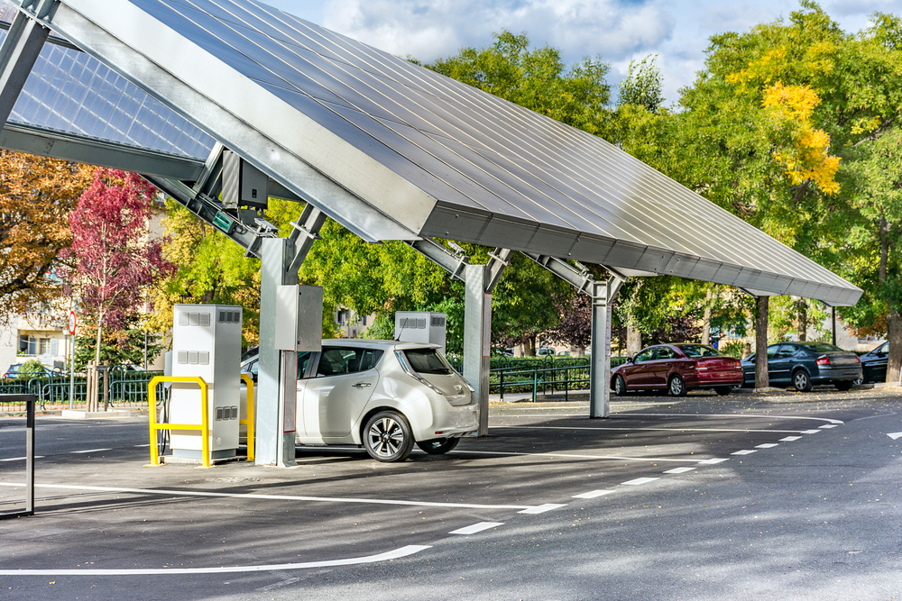 Car charging station for self-sufficient and first photovoltaic panels in Europe. it is also free. It is located in the Farm of San Ildefonso in Segovia (Spain)